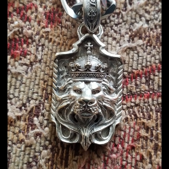 Royal Blood Lion Pendant Sterling Silver - Picture 11 of 16